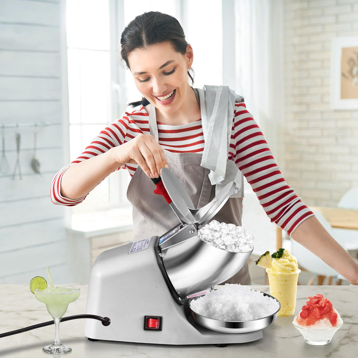 Vivohome four-blade design ice shaver increasing shaving efficiency
