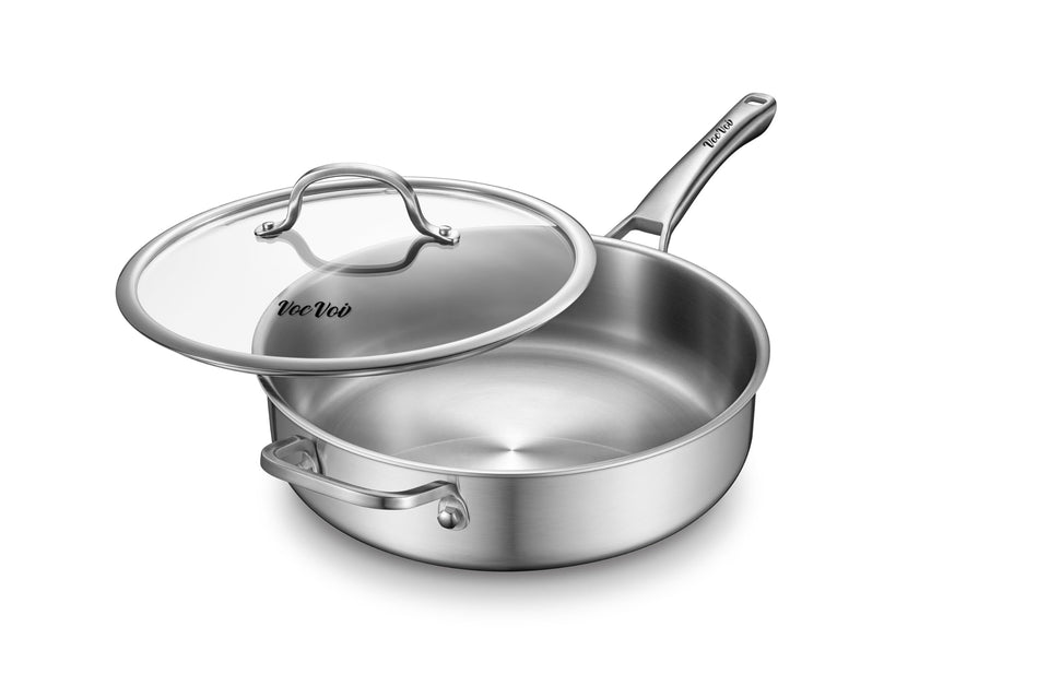 VocVoi tri-ply stainless pan with lid delivering even heat for consistent searing.