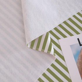Walrus vinyl tablecloth wipe-clean surface simplifies cleanup after meals.