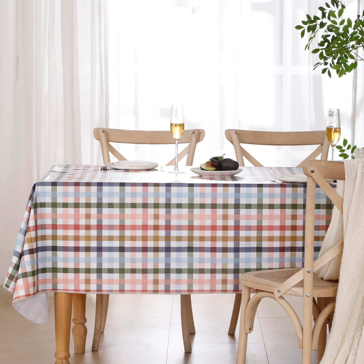 Walrus stain-resistant, wipe-clean table cover ideal for busy family meals