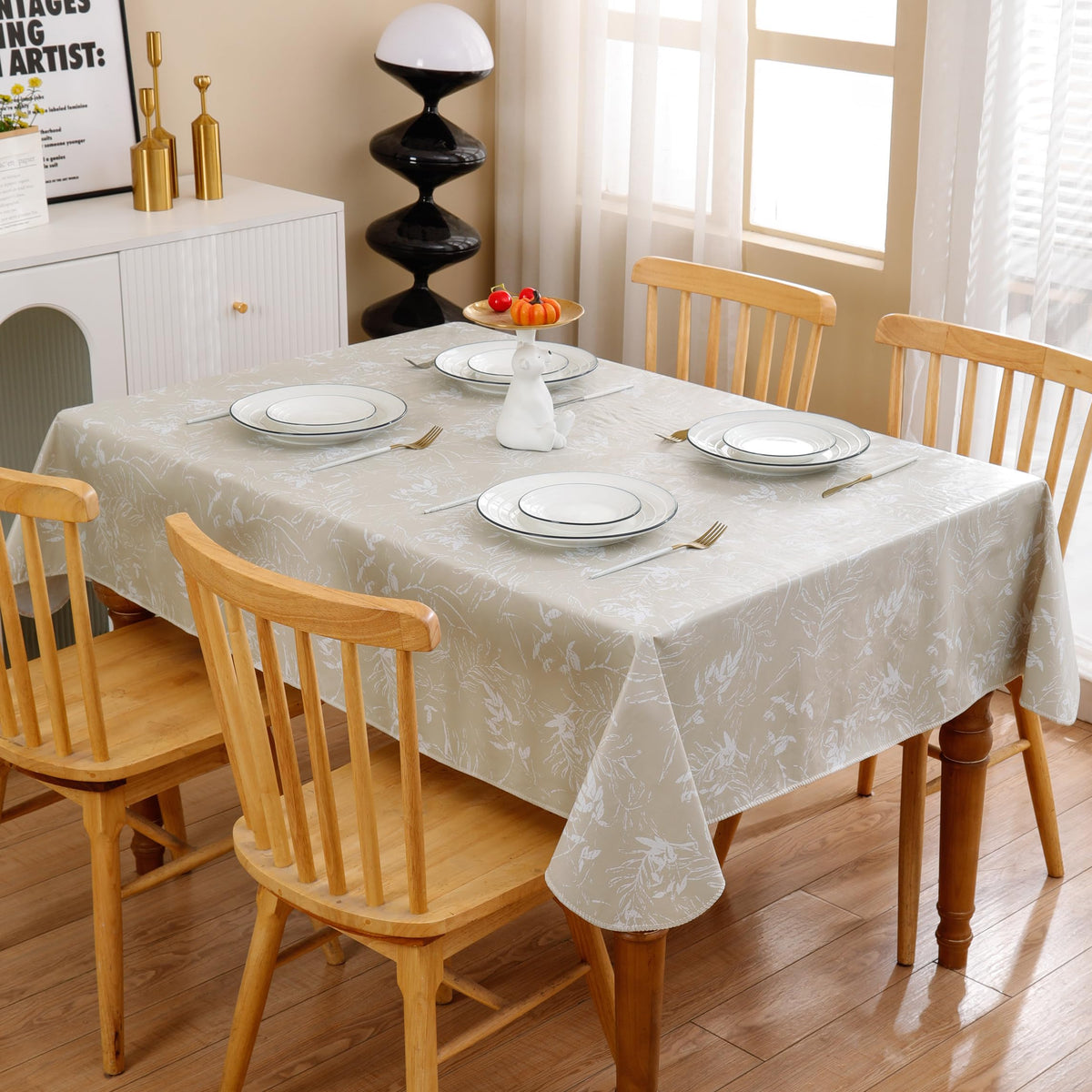 Walrus table cover is waterproof and oil-proof, keeping spills at bay for easy cleanup.