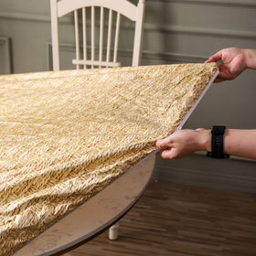 Walrus waterproof PVC surface for easy cleaning after meals