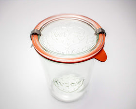 Weck Mold Jar being cleaned in a dishwasher for easy care