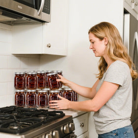 Decorate and gift with WELLIFE amber jars for DIY projects.