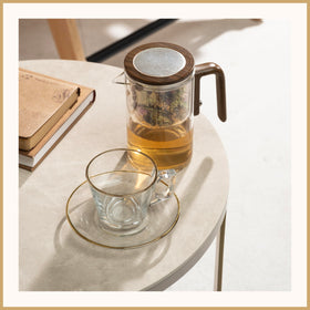Crystal-clear glass boosts visual tea rituals and blooming moments.