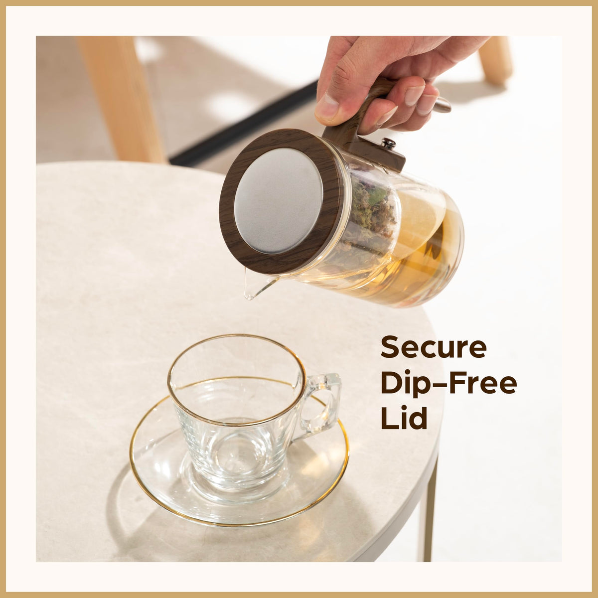 WOLTBLOOM Enchanti Tea Pot's removable infuser enables easy cleaning.