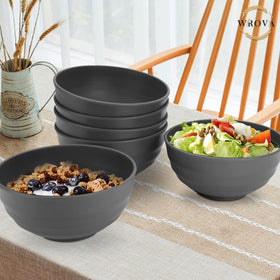 Great for picnics or office meals thanks to lightweight design.