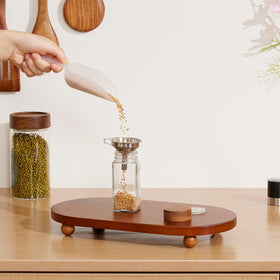 Yangbaga waterproof black labels keep spices organized and labels legible.
