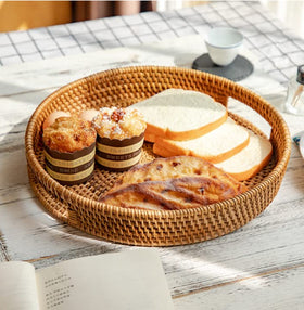 YANGQIHOME wicker tray keeps fruit and bread neatly displayed and accessible.