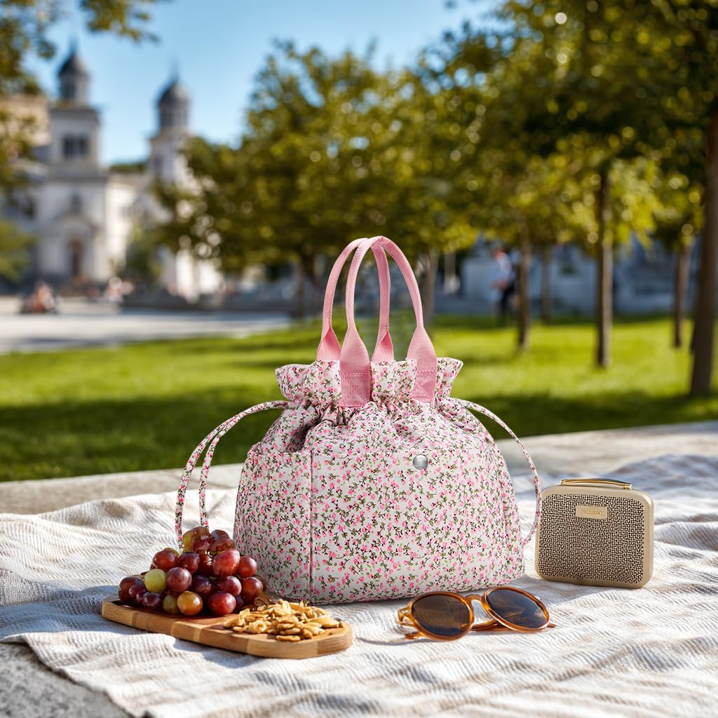 Yarnic lunch bag versatile as purse and everyday bag