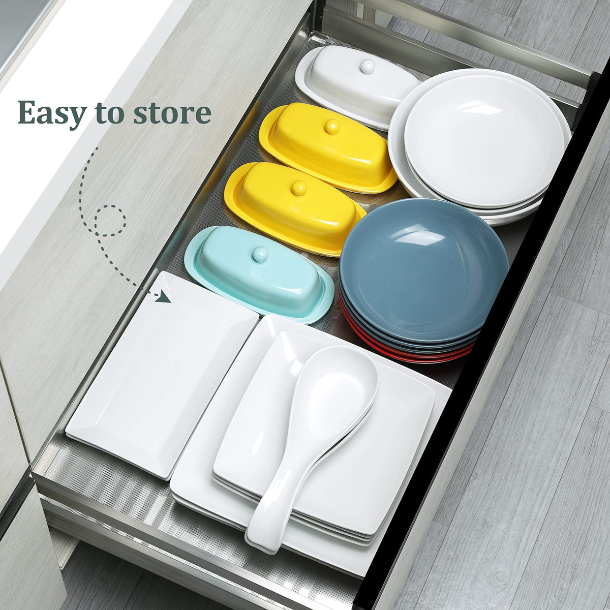 Yedio microwave-safe square plates ready for quick reheating.