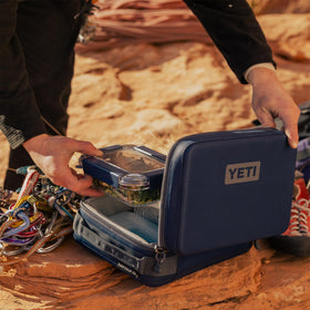 YETI Daytrip 5L pockets keep utensils and snacks handy.