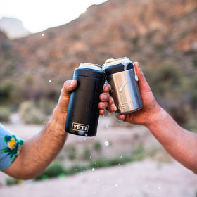 Dishwasher-safe Colster for easy cleaning after adventures