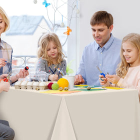 YIDAKO pack of 12 disposable tablecloths offers replacement convenience.