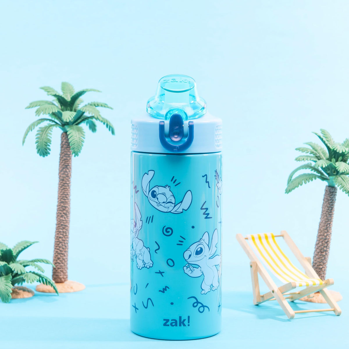 Zak Designs Stitch bottle spout closed to prevent leaks during travel