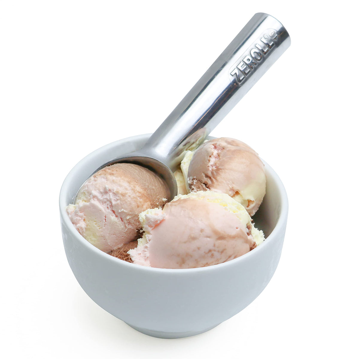 Zeroll heat-conductive liquid helps smooth scooping and easy release.