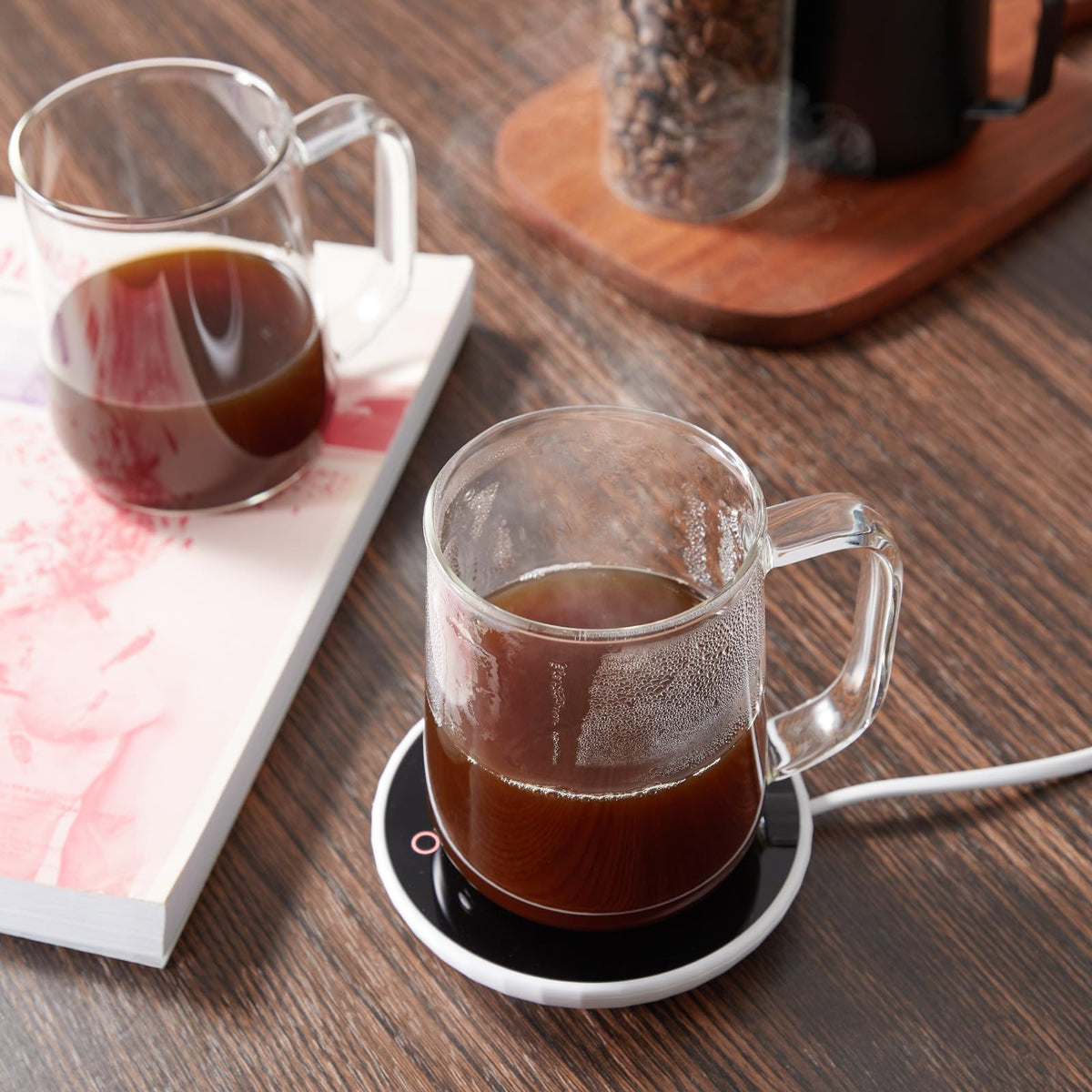 ZMZKKLL hot/cold beverage mug suitable for hot coffee or iced tea.