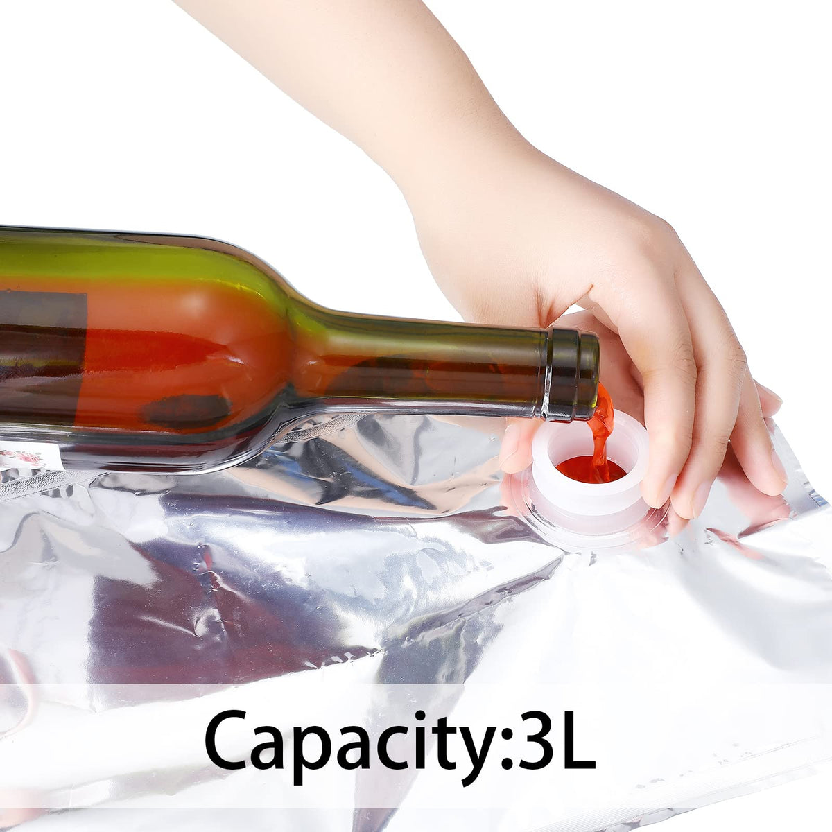 Zonon 1.5 L refill bladder being poured, easy serving.