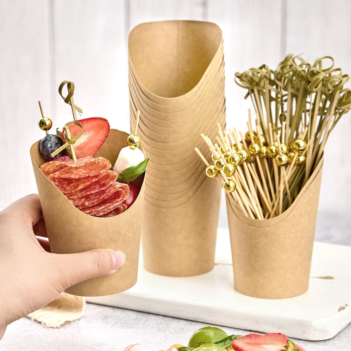 ZORRITA versatile cups for popcorn, candies, fruits, and desserts