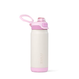 The ZULU Powerfill Pro 18oz bottle with quick-fill lid enables fast top-ups during practice.